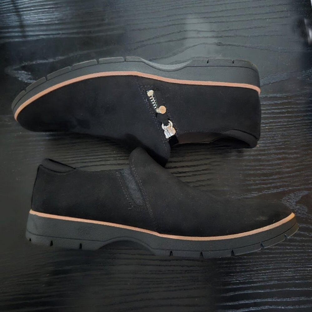 Dr Scholls sz 8.5 Nice Day Now Slip On Black Shoe with side zip closure accent - Picture 3 of 8